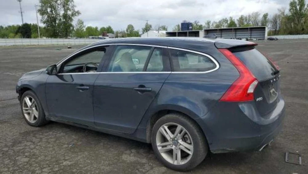 Двері перед зад Праві Ліві Volvo V60 (2013-2018)