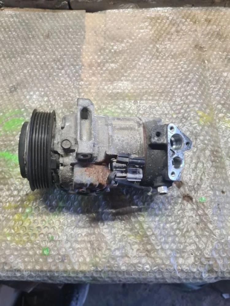 Компресор кондиціонера Nissan X-Trail T32 Qashqai 1.6 DIG 926004MS1A