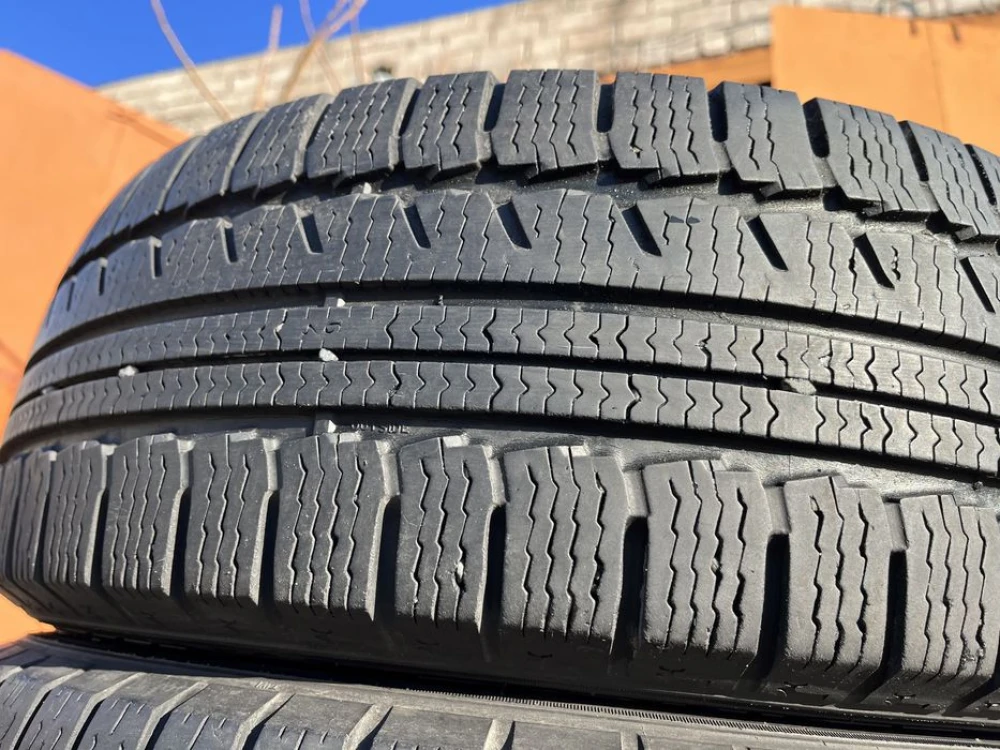 215/60 r17 Nokian WR C van Резина зимняя