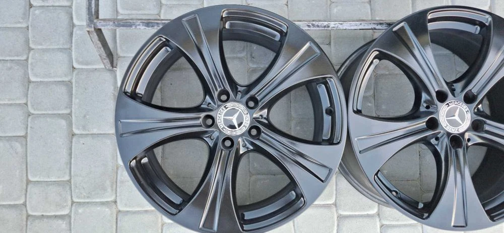Диски Mercedes R18 5x112 8J ET38 ЦО66.6м C E GLA Class ML GLC Мерседес
