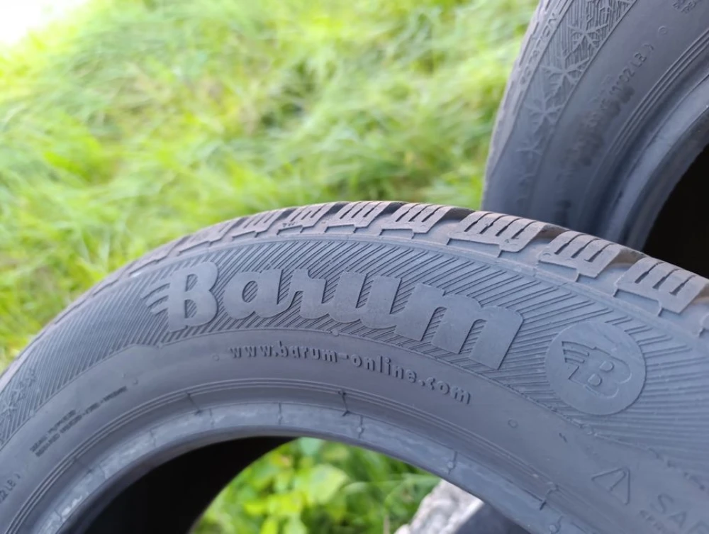 Зимові шини Barum 185/60 R15 резина Р15