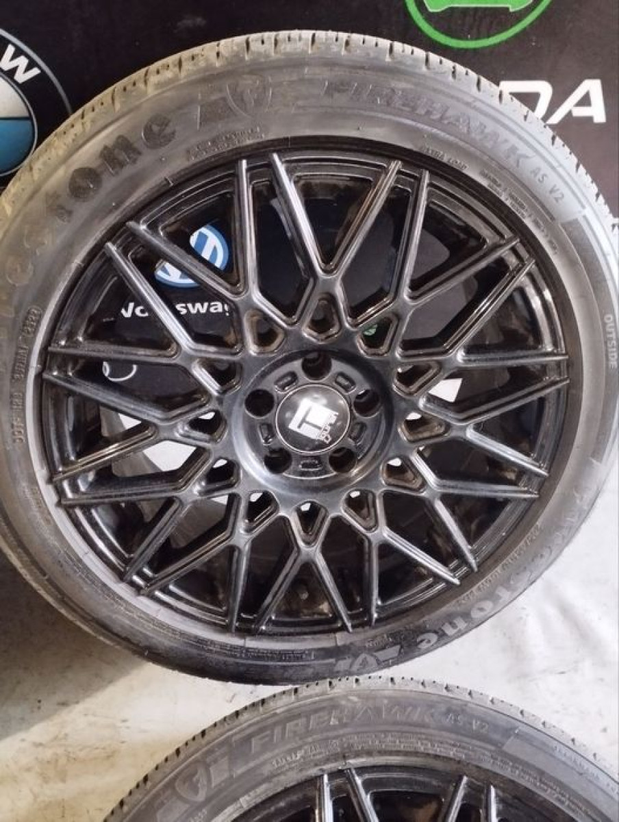 Диски колеса резина Audi 5/112 R18 245/45