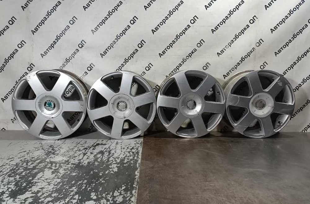 Диски Skoda Octavia A5, оригинал 1Z0601025B7ZS R16. Разборка Octavia