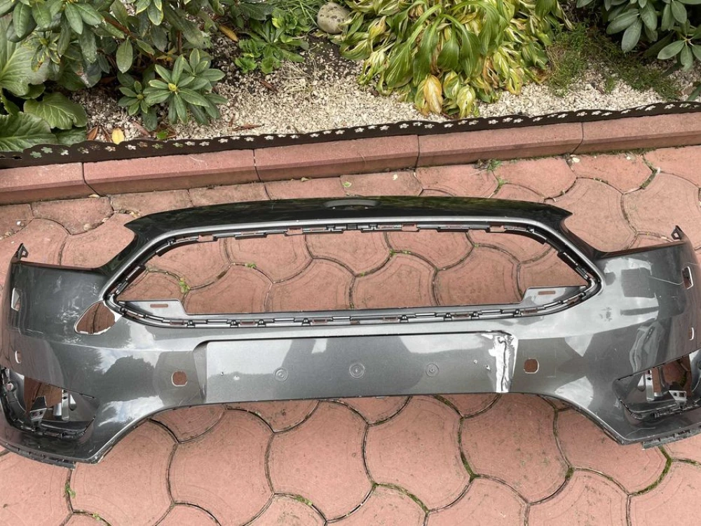 Бампер передній Ford Focus MK3 FL 2014-2018