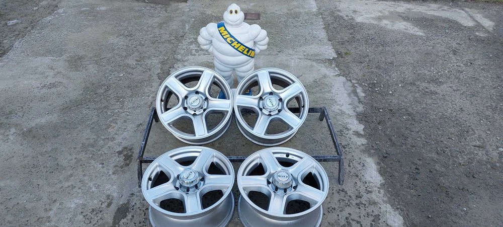 Диски Dotz r17 6x139,7 8J ET35 DIA110 Hammada Nissan Mitsubishi Isuzu