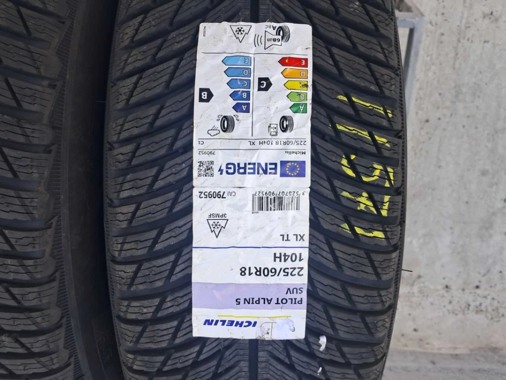 Резина зима НОВА Michelin 225/60 R18 Pilot Alpin 5 SUV DOT22