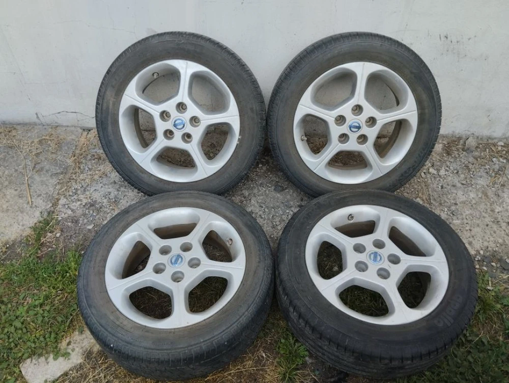 Диски колеса в зборі 5×114.3 R16 205/55/16 Nissan Laef