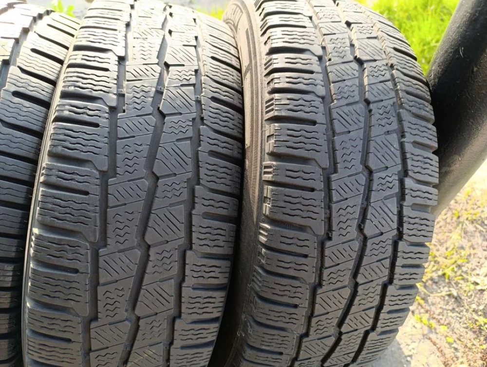 Зимові шини Michelin 215/60 R17C резина цешка Р17 С