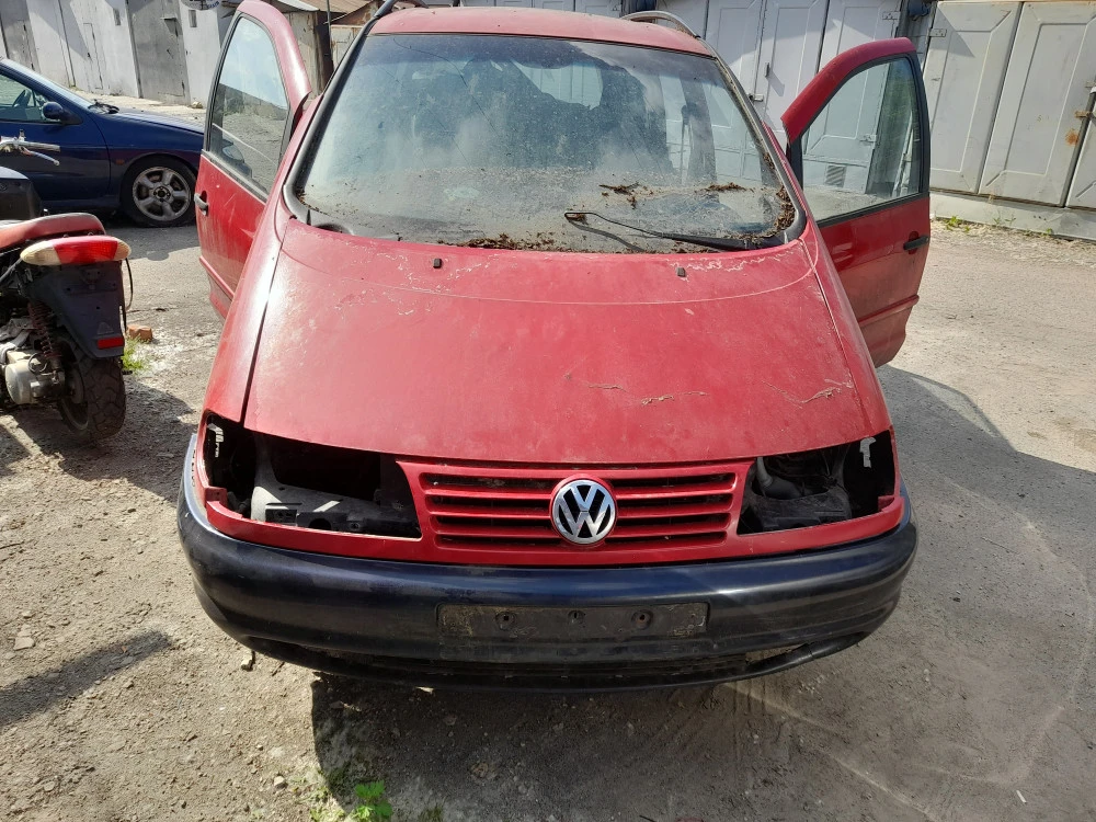 Volkswagen Sharan 1.9  дизель