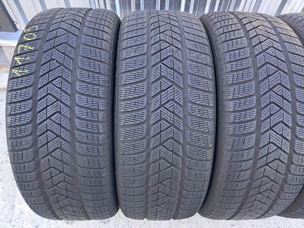 Резина зима 80% протектор Pirelli 255/55 R19 Scorpion Winter