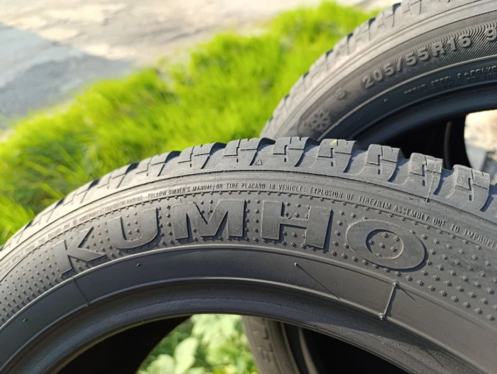 Зимові шини Kumho 205/55 R16 резина Р16