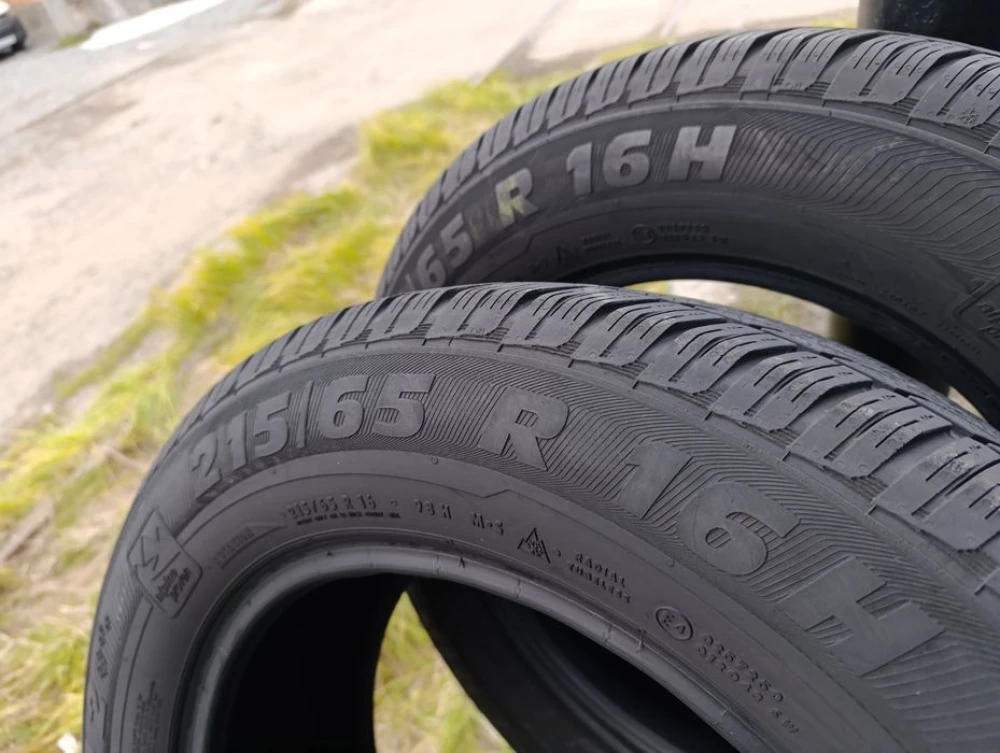 Зимові шини Semperit 215/65 R16 резина Р16