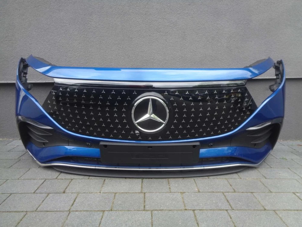 Бампер передний Mercedes Benz EQA W243 AMG