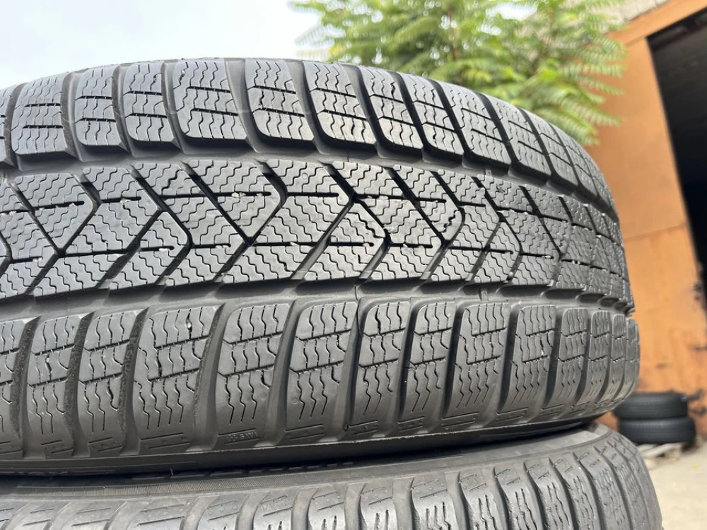 225/50 r18 Pirelli Sottozero 3 winter Резина зимняя