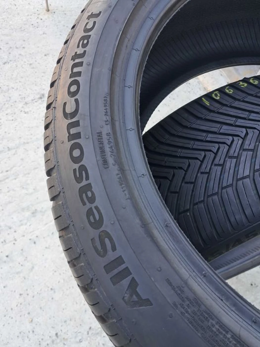 Резина 90% протектор Continenrtal 235/45 R18 All Season Contact DOT23