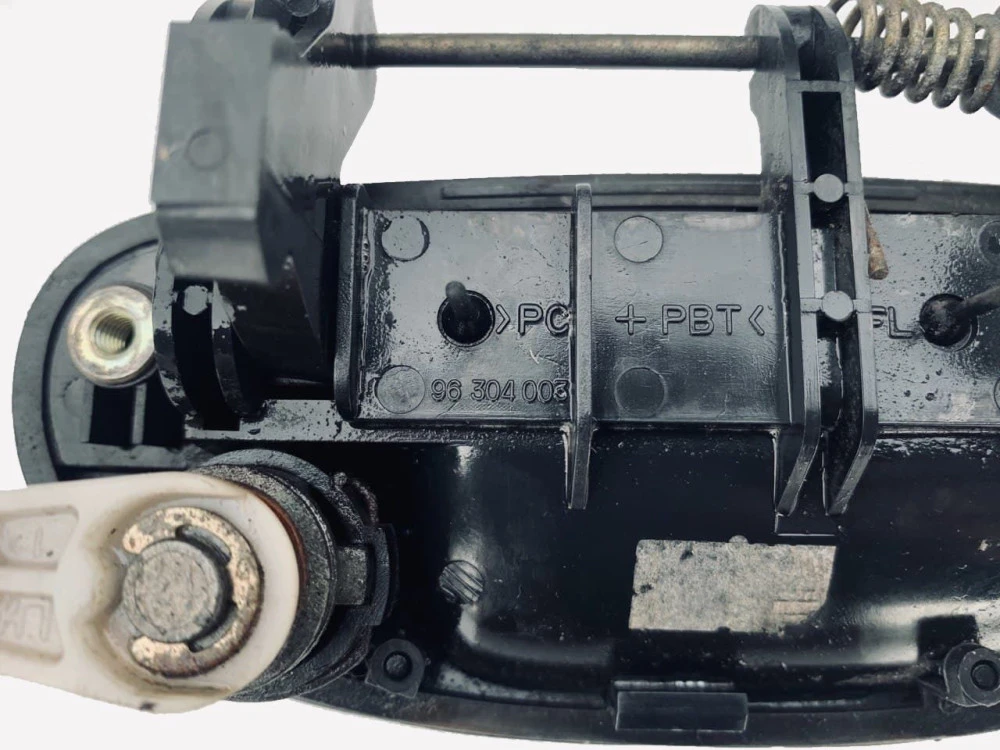 Ручка дверт наружная передняя левая Daewoo Lanos Sens 96304003