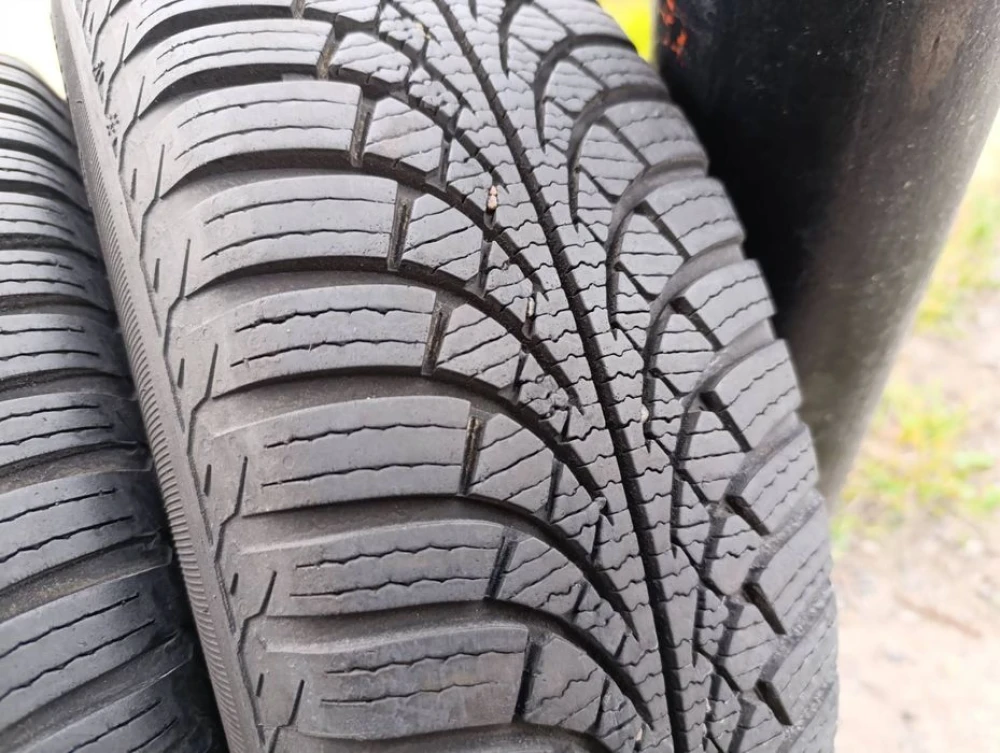 Майже нові зимові шини Kelly 175/65 R14 резина Р14