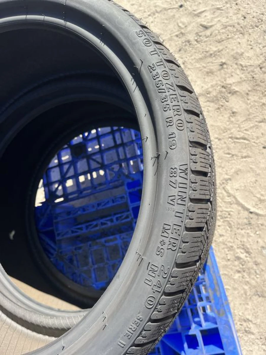 235/35 r19 Pirelli Sottozero winter НОВАЯ Резина зимняя