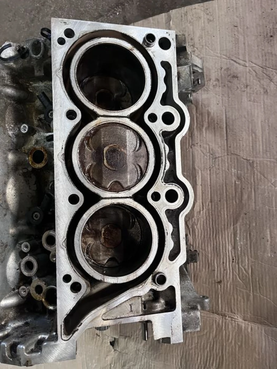 Голова блок гбц jeep cherokee kl 3.2