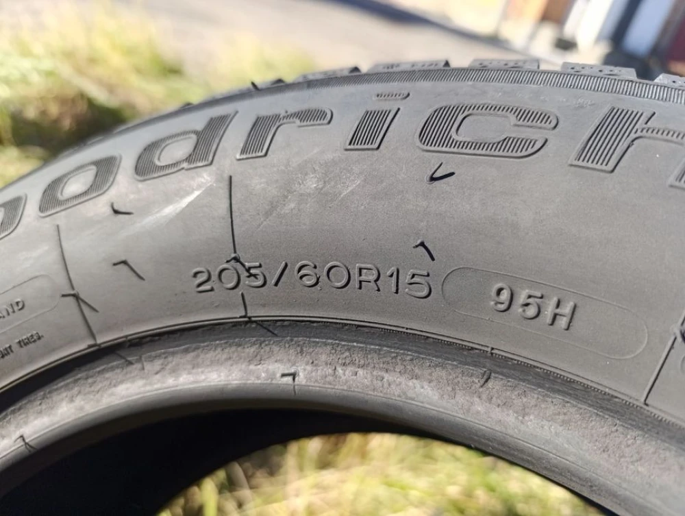Зимові шини BF Goodrich 205/60 R15 резина Р15