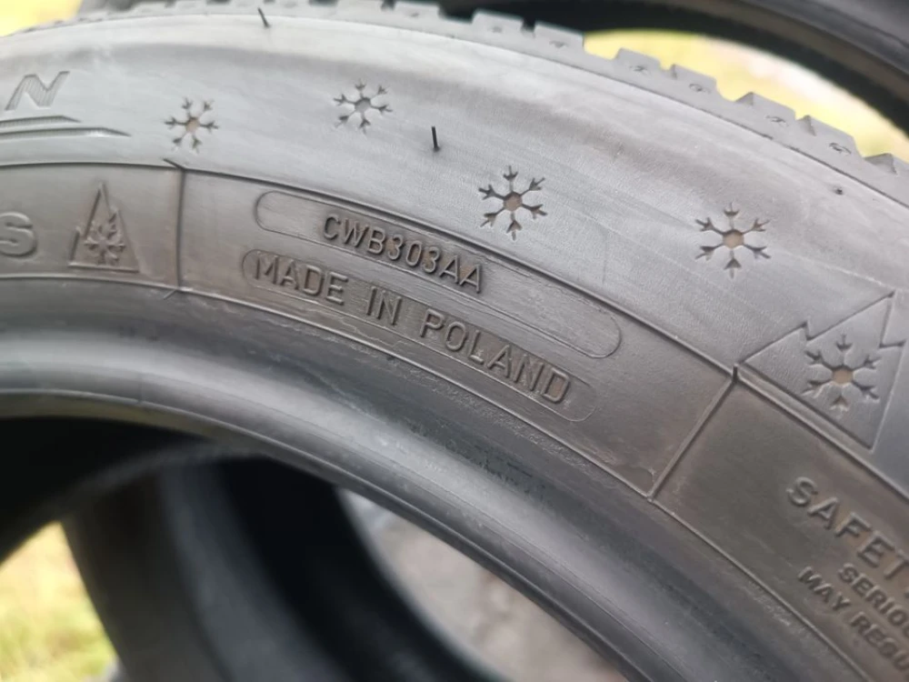 Зимові шини Dunlop 165/65 R15 резина Р15