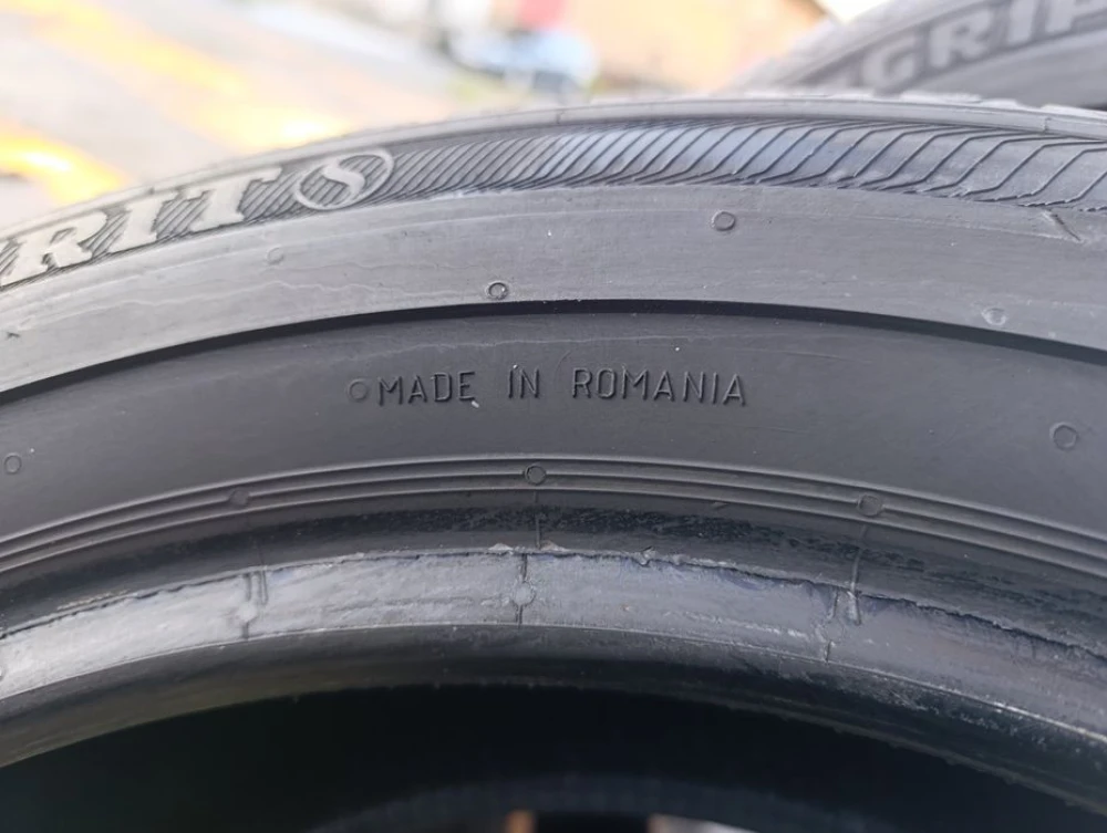 Зимові шини Semperit 195/60 R16 C резина цешка Р16С