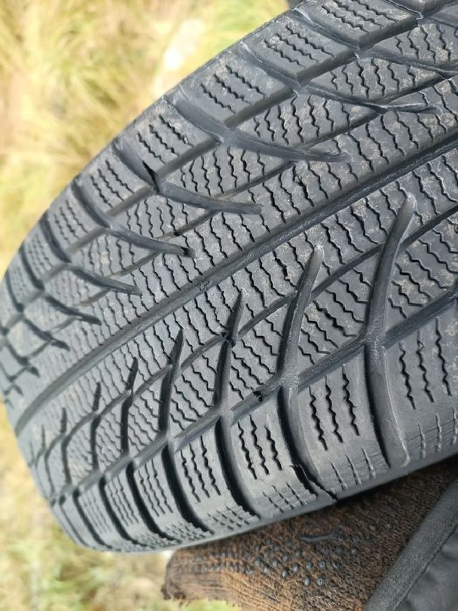 Зимові шини Goodride 195/65 R15 резина Р15