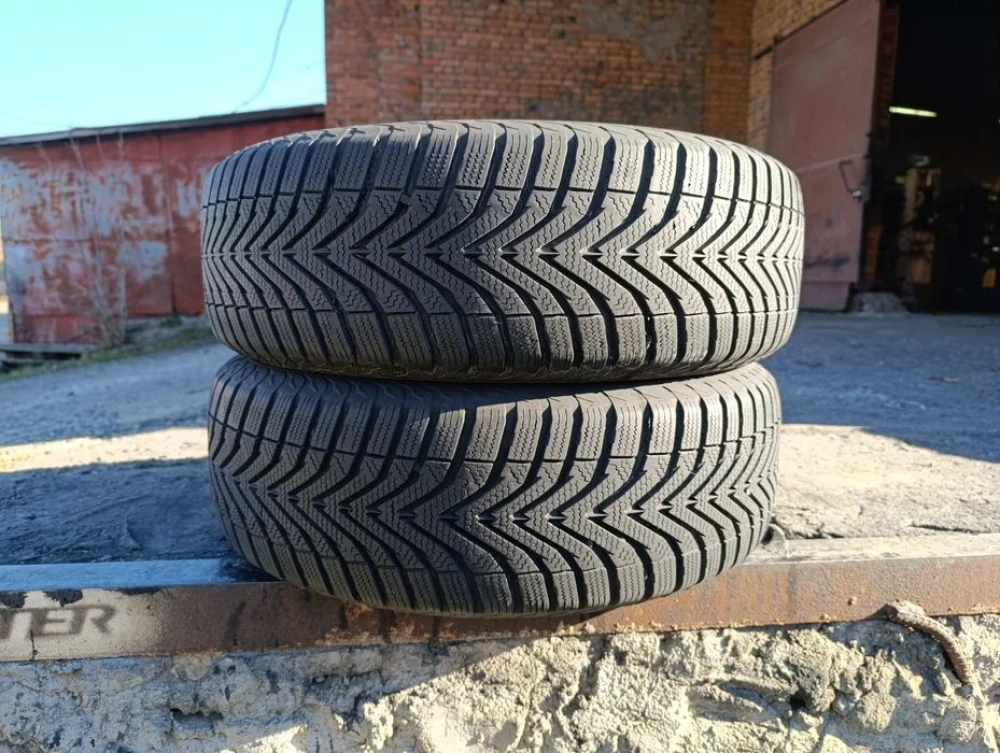 Зимові шини Vredestein 195/65 R15 резина Р15