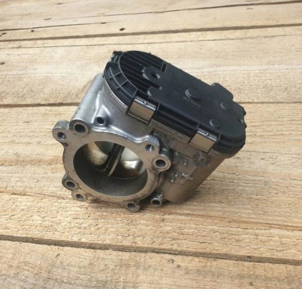 Дроссельная заслонка A 642 090 02 70 Mercedes W221 OM642 3.0 CDI