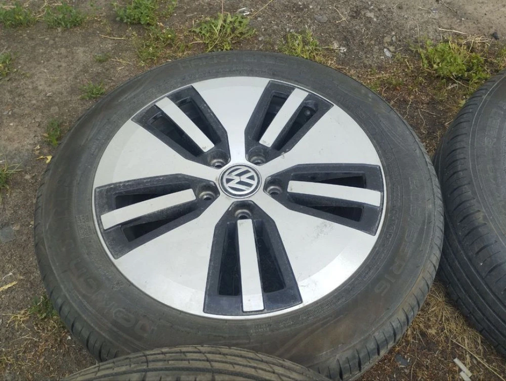 Диски колеса в зборі 5/112 R16 205/55 VW Skoda E-Golf е гольф