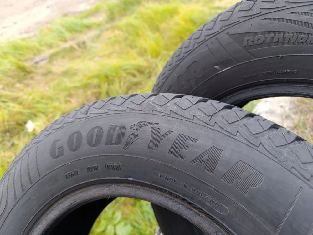 Всесезонні шини Goodyear 175/80 R14 резина Р14