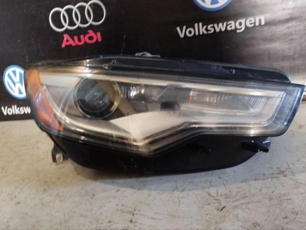 Фара права правая Ауди а6с7 ауді audi a6c7 Америка USA