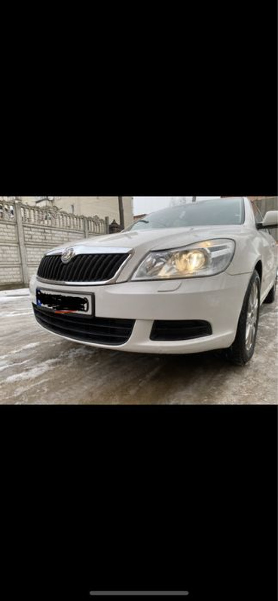 Бампер Передній Skoda Oktavia A5 FL 2008-2012 Шкода Октавія А5 Фл