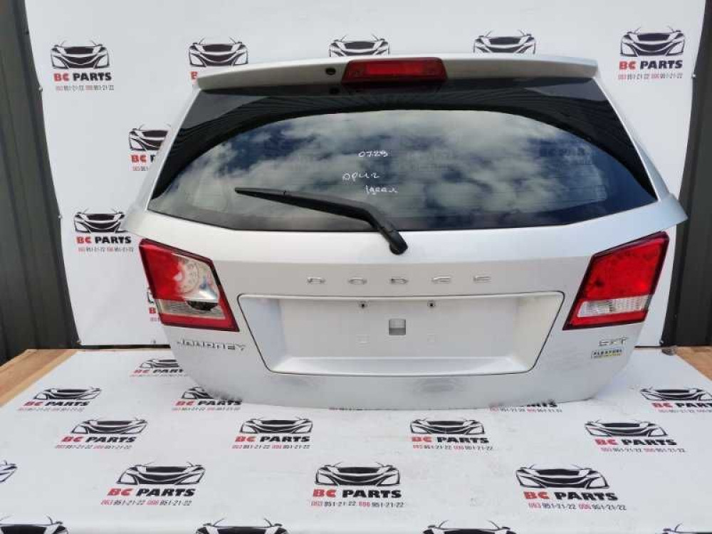 Крышка багажника Dodge Journey 2008+