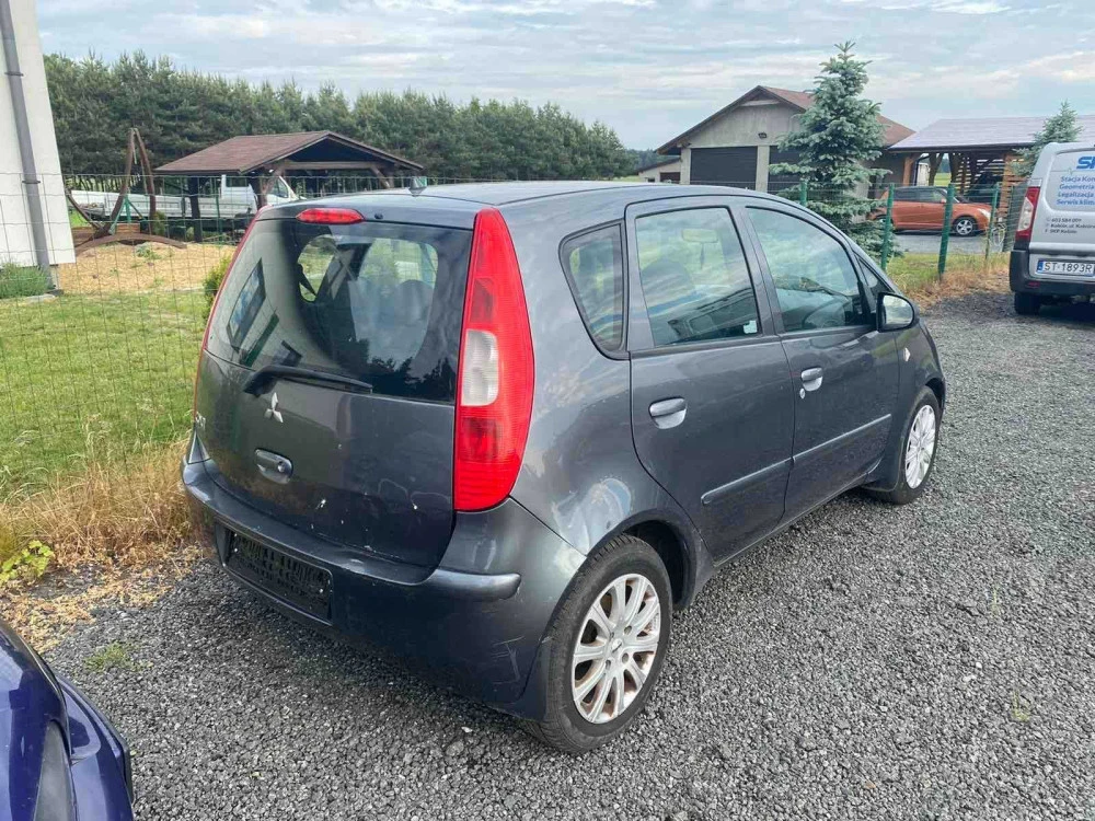 дверка.дверь мотор криші запчастини для міцубісі кольт Mitsubishi Colt