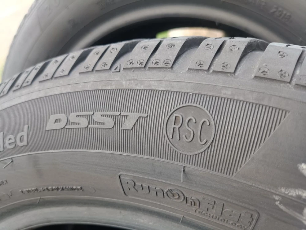 Зимові шини Dunlop 205/55 R16 резина Runflat р16