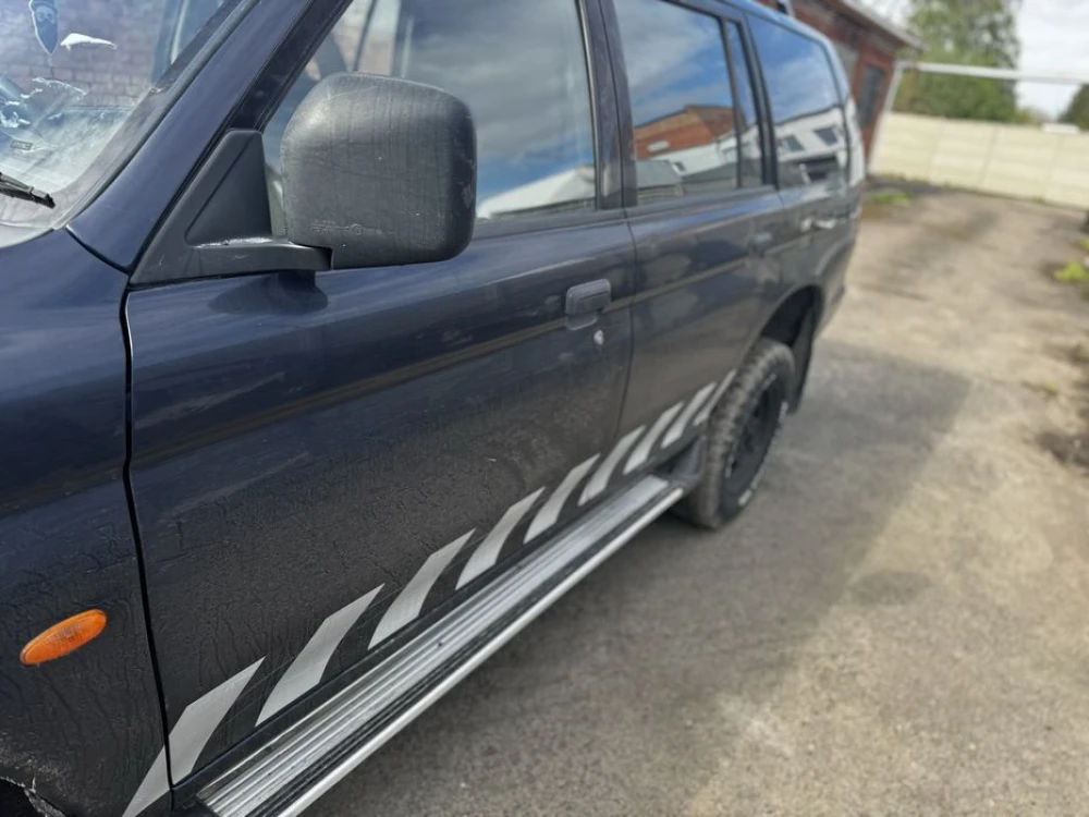 Двери Pajero Sport вікна зераала Паджеро Спорт