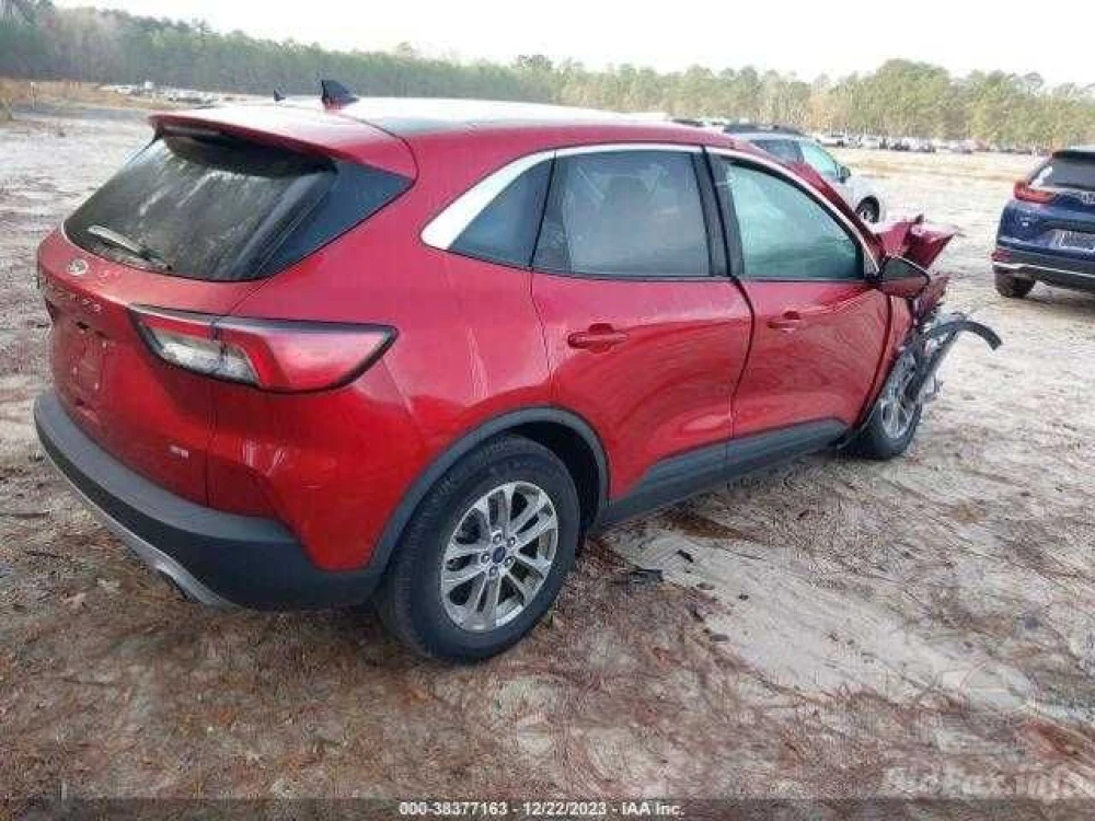 Ford Escape кузов, запчастини