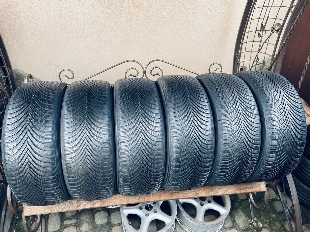 Шини 225/55 R17 Michelin