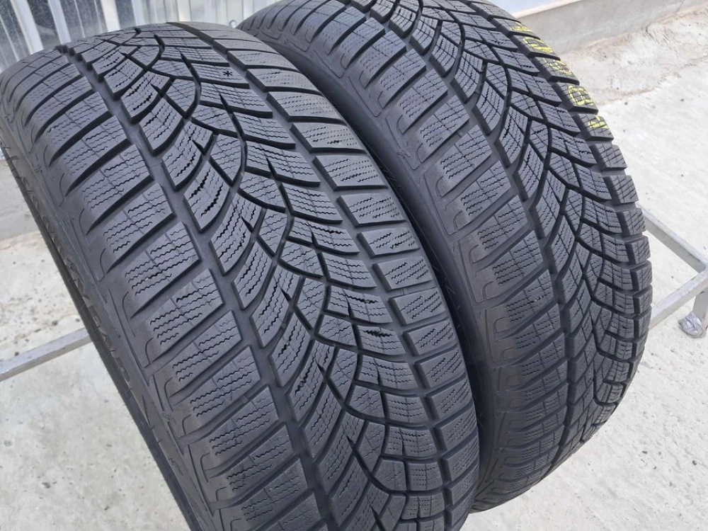 Резина зима 85% протектор Good Year 225/50 R17 Ultra Grip Performance