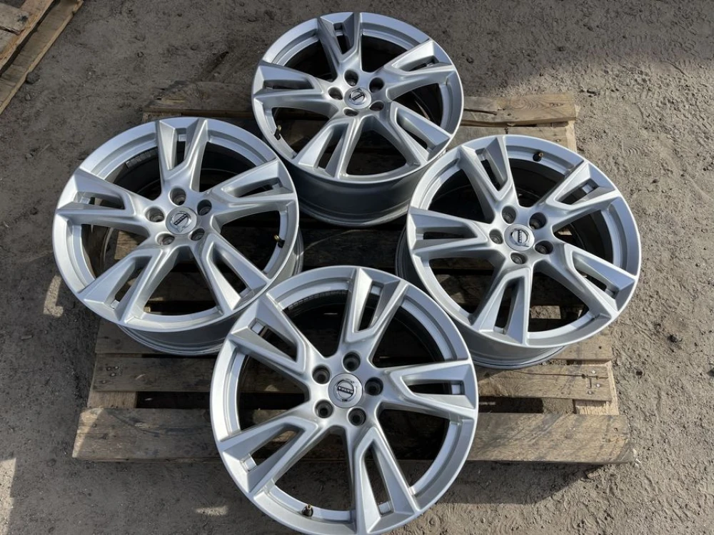 5x108 r18 Volvo Ford Fusion Kuga Диски литые