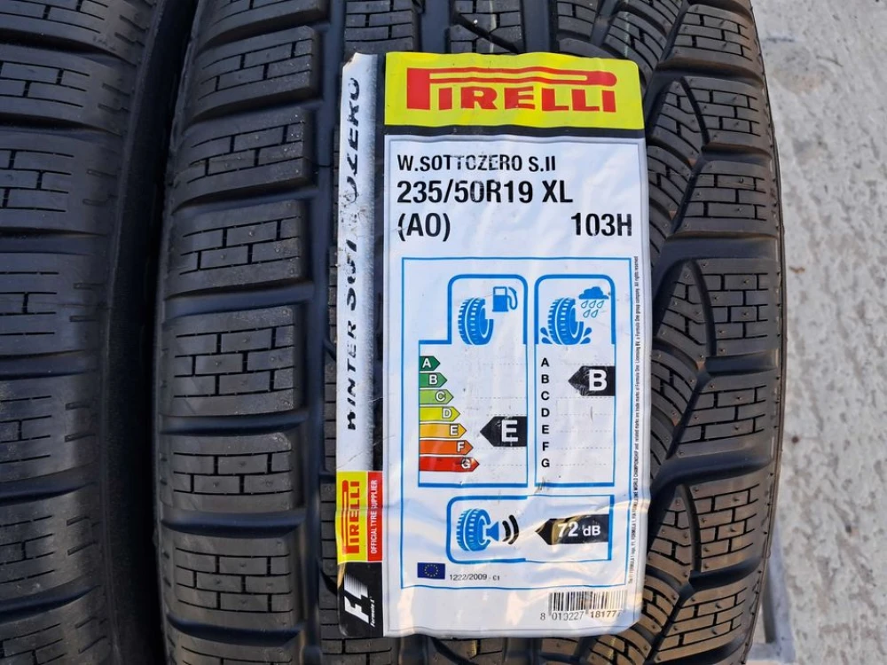Резина зима НОВА Pirelli 235/50 R19 Sottozero 210 serie II