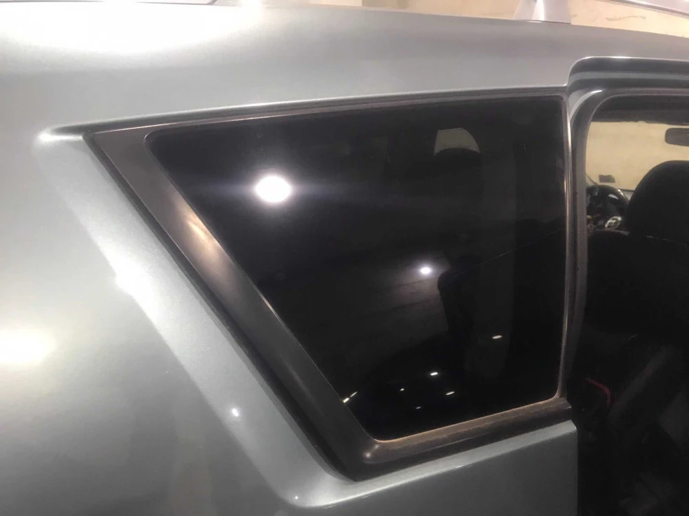 Форточка,заднє бокове шкло для Mitsubishi Outlander XL 2007-20212pp