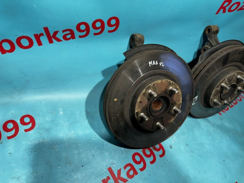 Повороротний кулак Mazda 6 gj цапфа ступиця