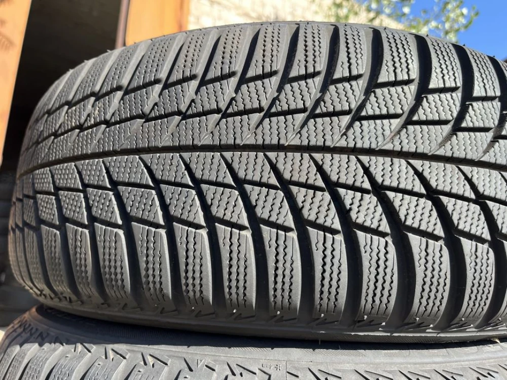205/55 r16 Bridgestone Blizzak LM001 Резина зимняя