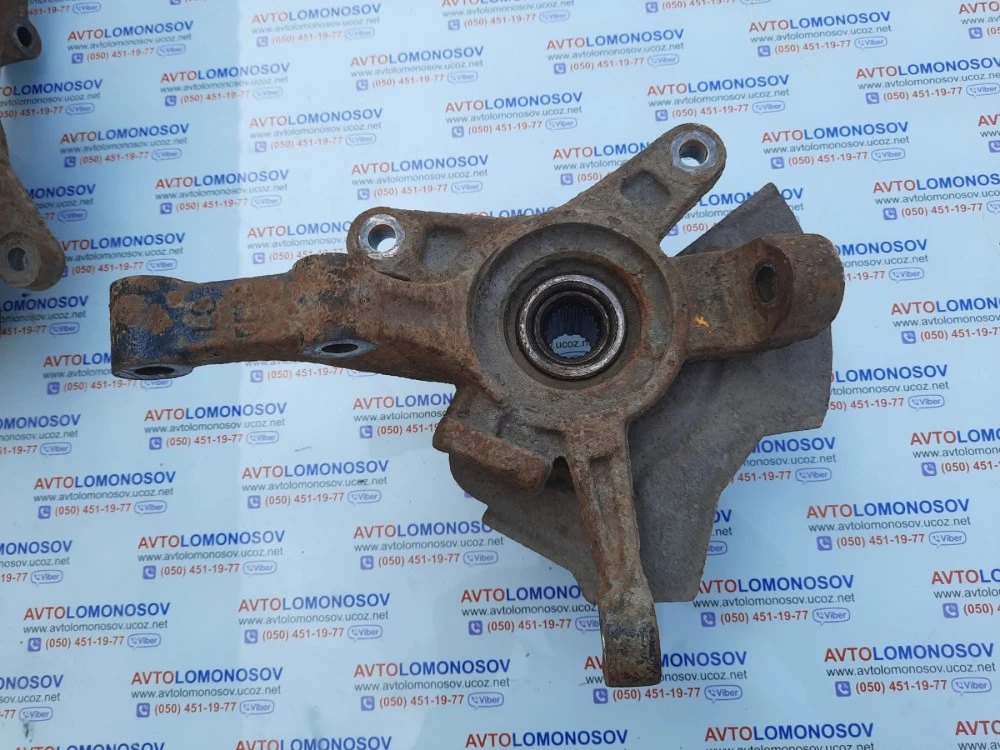 96459242 Поворотный кулак Chevrolet Aveo 96459243