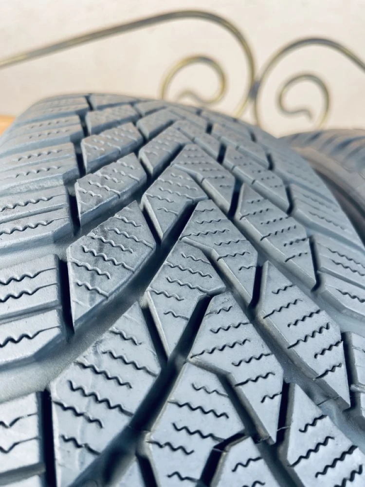 Шини 195/65 R15 Continental