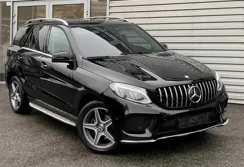 Решетка радиатора Mercedes GLE W166 W167 решітка AMG Diamond