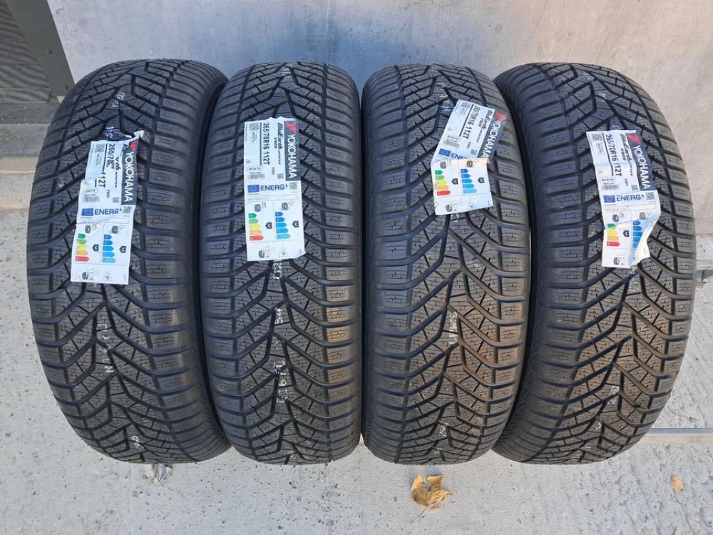 Резина зима НОВА Yokohama 265/70 R16 bluEarth*Winter V905 DOT24
