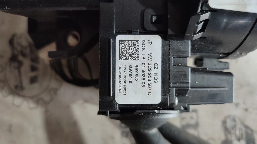 Підрульовий перемикач шлейф VW Passat B6